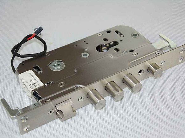 弥勒24小时上门开锁公司